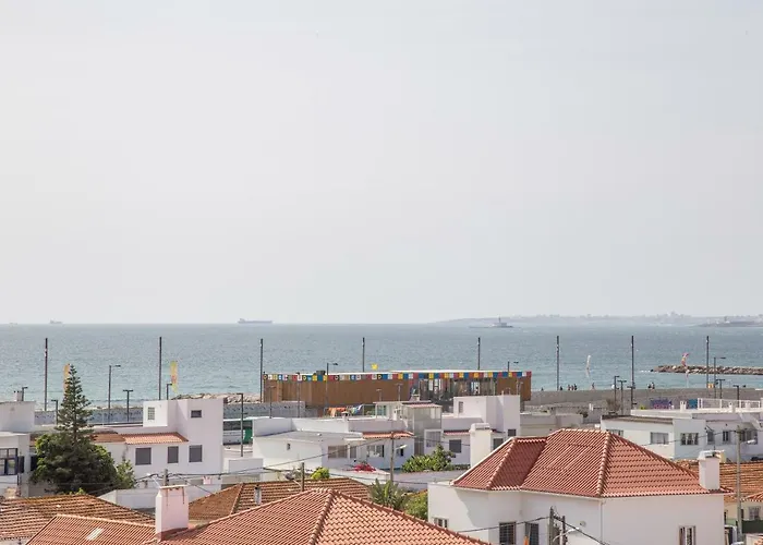 Av. 1º De Maio Διαμέρισμα Costa de Caparica